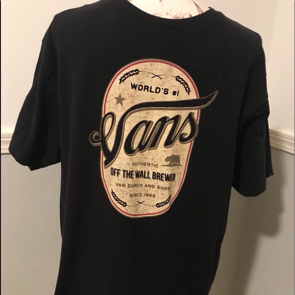 Men’s Vans shirt